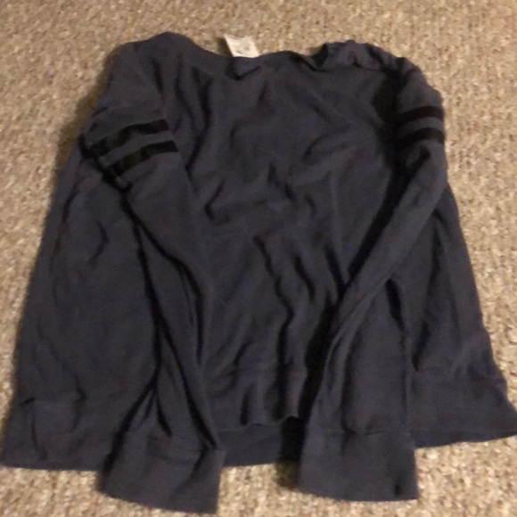 SOLD- PINk L/S gray shirt with leopard sequin GUC - Picture 5 of 5